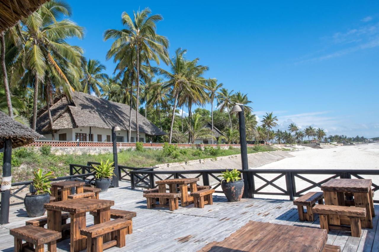 Kilifi Bay Beach Resort Экстерьер фото