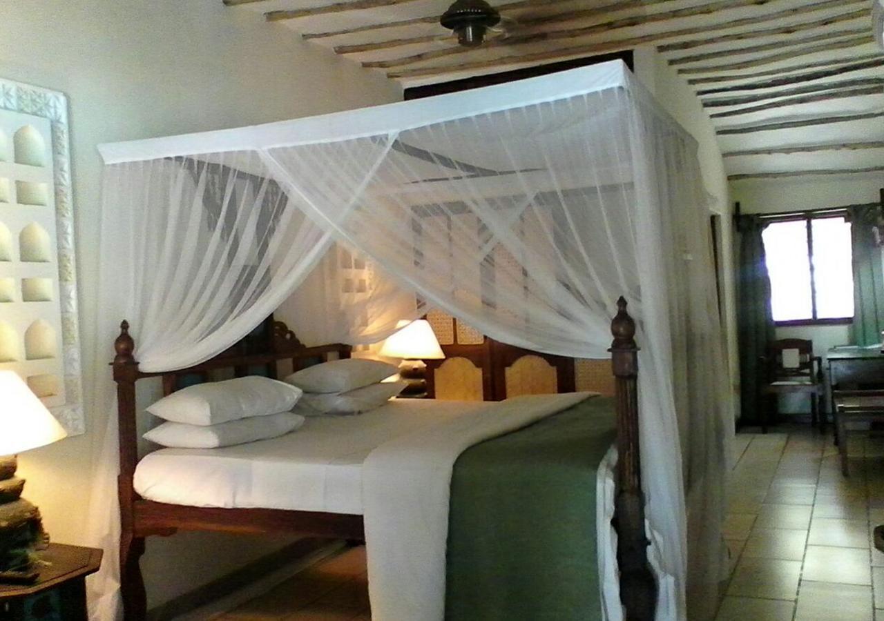 Kilifi Bay Beach Resort Экстерьер фото